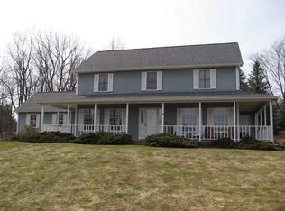 13034 Coachman Dr, Chardon, OH 44024