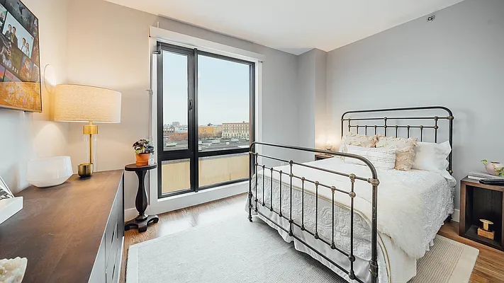 Rented by Nooklyn NYC LLC | media 32