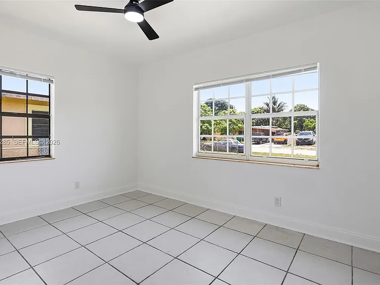875 NW 168th Dr — Photo 11