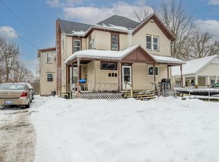 561 Heck Ct, Benton Harbor, MI