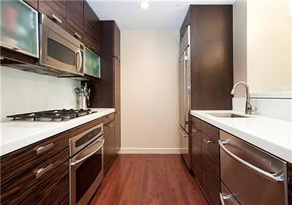 Sold by Citi-Spaces | media 3