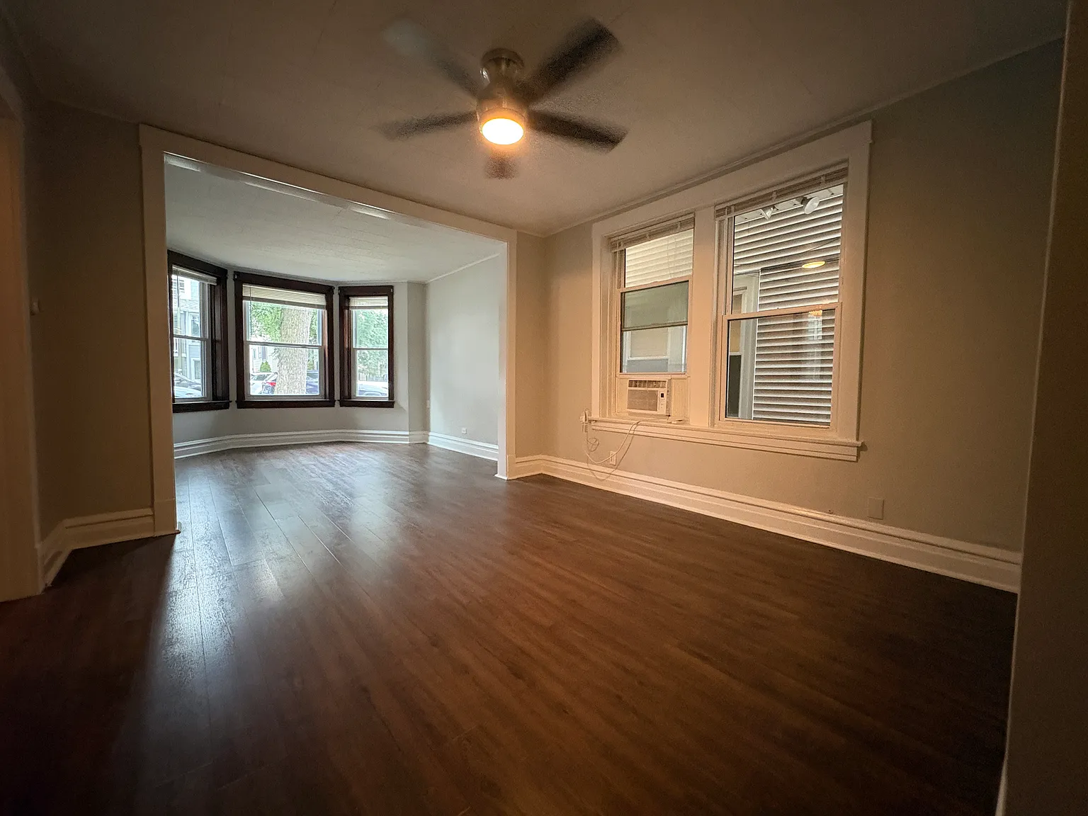 2 bed, 900 sqft, $1,700 — Photo 4