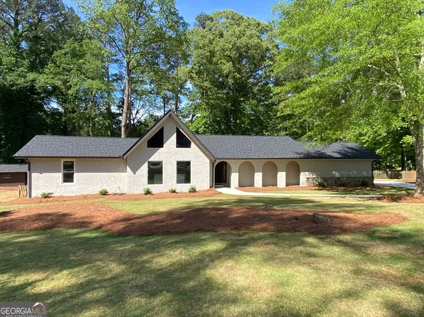 104 Flintlock Ct, Peachtree City, GA 30269