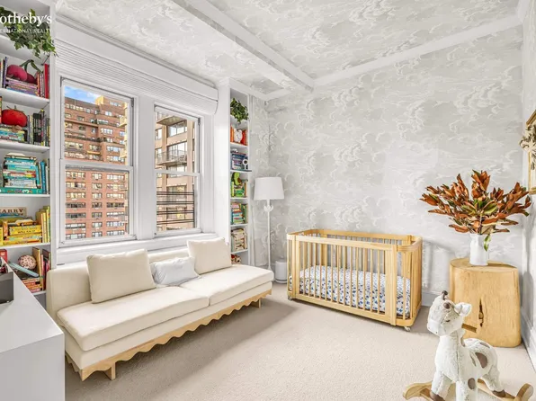 215 East 72nd Street image 10 of 13