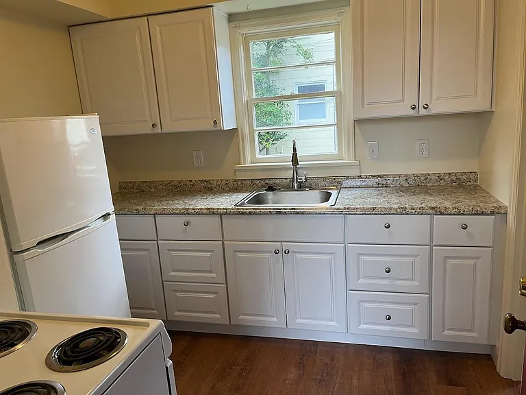 7423 N Vincent Ave #1 — Photo 5