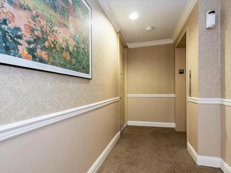 2735 Henry Hudson Pkwy W #Penthouse 2 — Photo 10