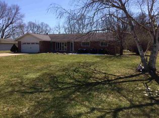 9011 W Red Bud Ln, Muncie, IN 47304