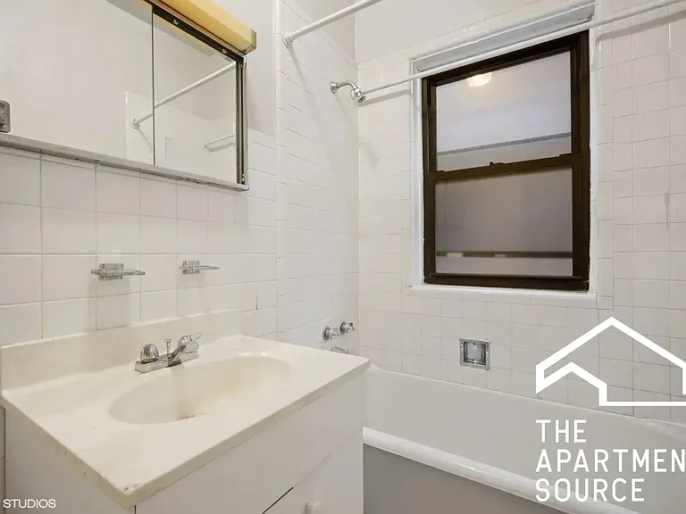 1320 Oak Ave — Photo 6