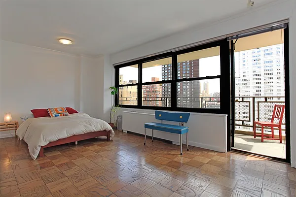 Sold by Corcoran | media 20