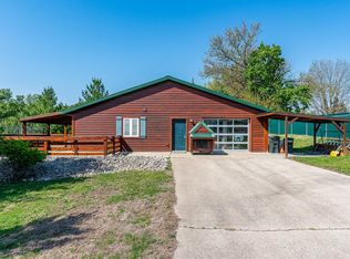 1012 Viaduct Rd, Savanna, IL 61074