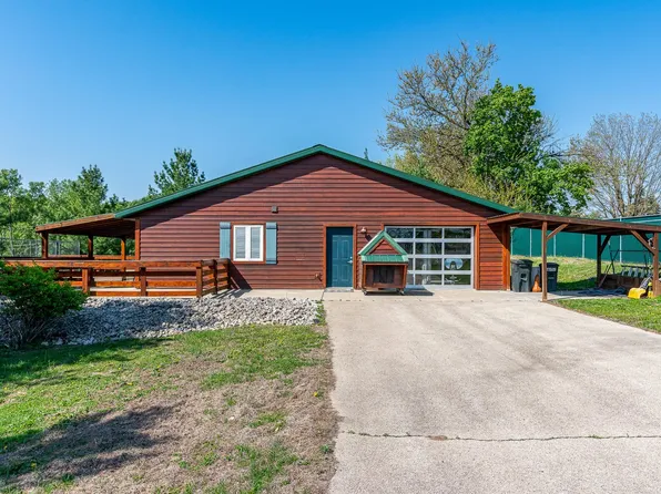 1012 Viaduct Rd, Savanna, IL 61074