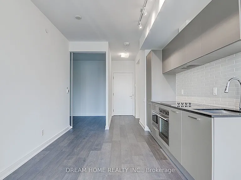 3 Gloucester St #1913 — Photo 11