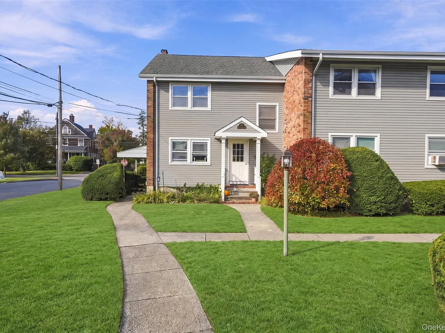 1 bed, 1.0 bath, 608 sqft, $2,775 — Photo 2