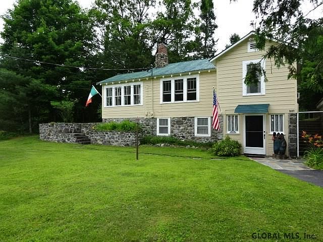 1st image of 907 E Shore Dr
