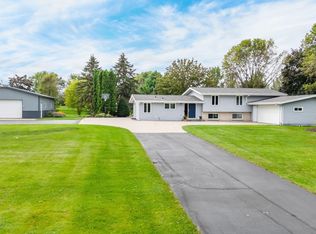 W3309 County Rd S, Freedom, WI 54913