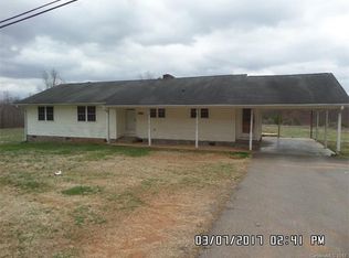 706 N Main St, Dobson, NC 27017