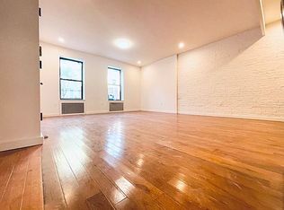 283 Kingsland Ave #1, Brooklyn, NY 11222