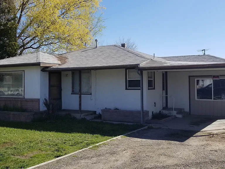 2910 N Middleton Rd — Photo 1
