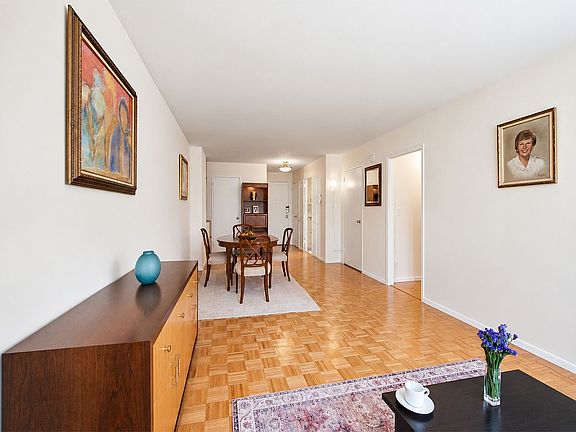 4th image of 155 W 68th St APT 424