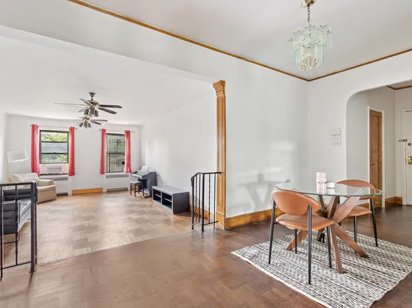 675 Walton Avenue image 1 of 8