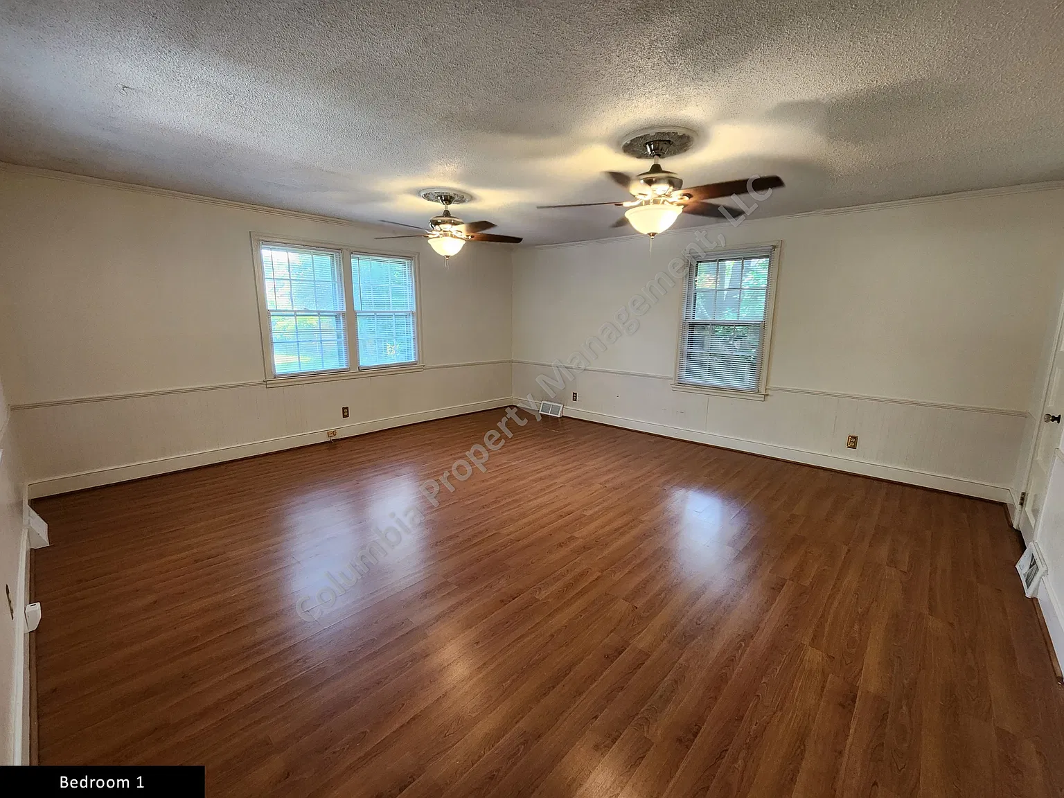 5 bed, 2425 sqft, $2,200 — Photo 2