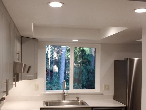 5th image of 9167 Shadowcrest Ln NW