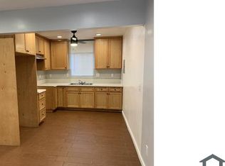 1148 E 120th St APT 2, Los Angeles, CA 90059