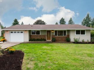 18245 S Charlie Ct, Oregon City, OR 97045
