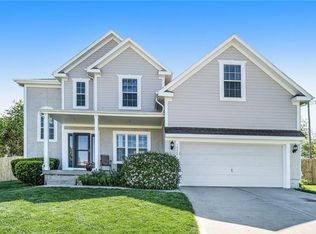 12229 N Pine Valley Dr, Kansas City, KS 66109