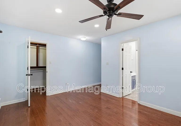 7668 Chatham Cir — Photo 23