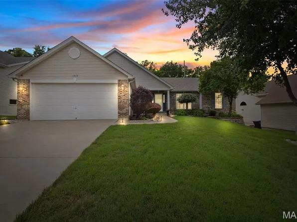 1513 Parsons Bend Ct, O'Fallon, MO 63366