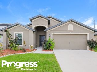 838 Chatham Walk Dr, Ruskin, FL 33570