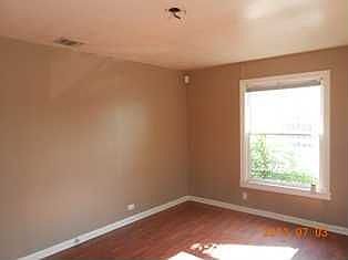 3rd image of 3606 W Travis St