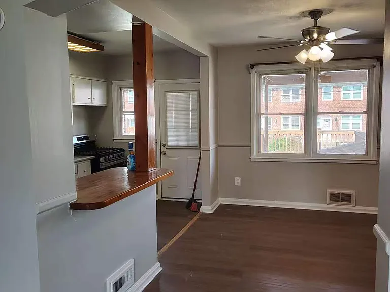 8344 Edgedale Rd — Photo 1