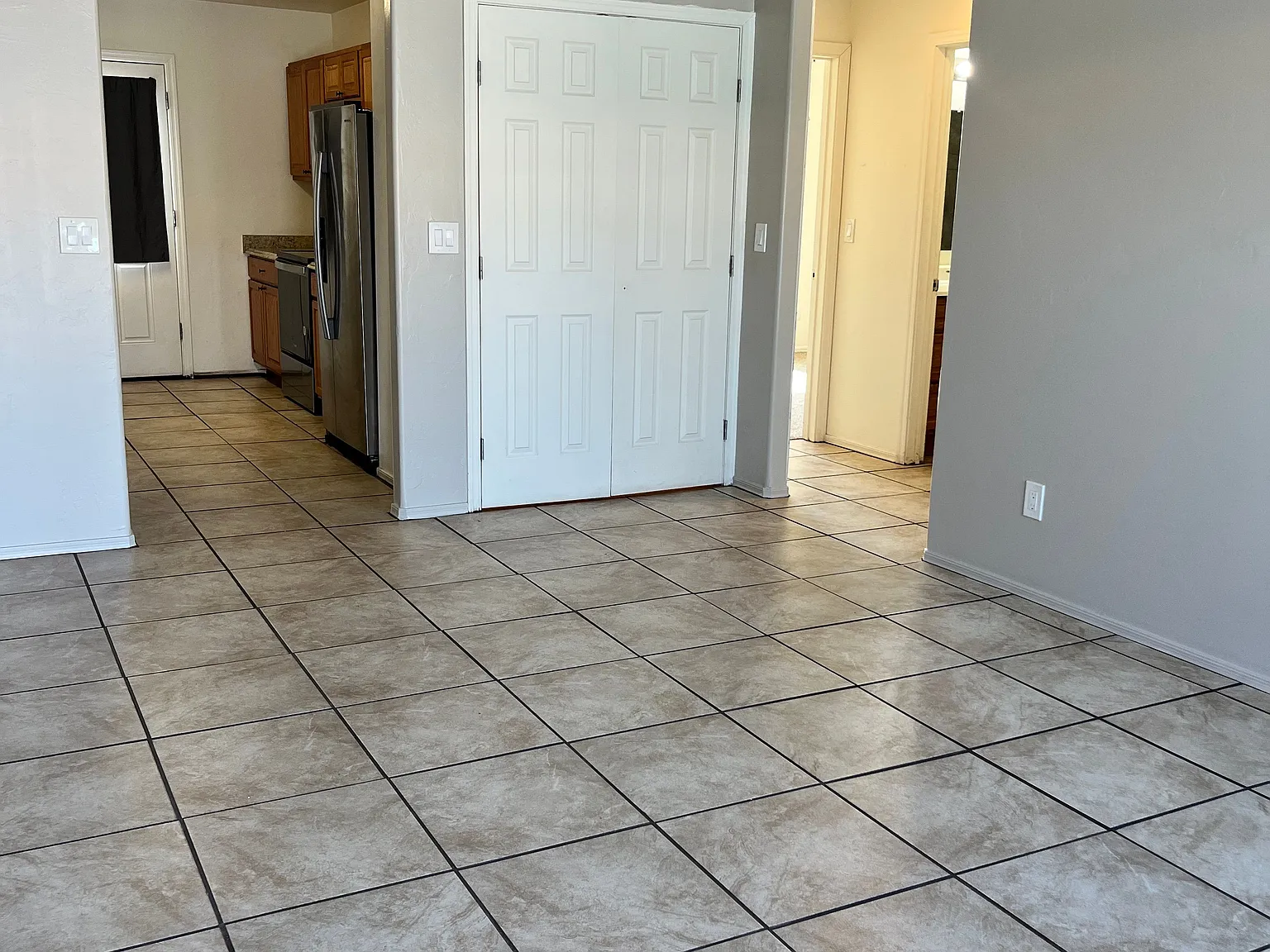 2 bed, 797 sqft, $1,400 — Photo 3