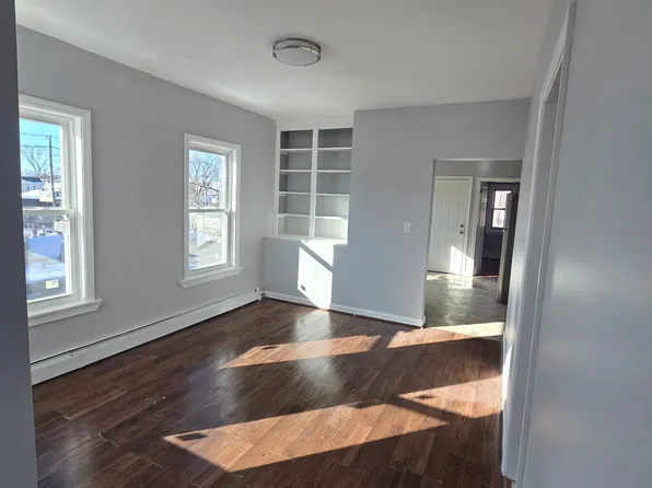 176-178 Bailey St, Lawrence, MA 01843