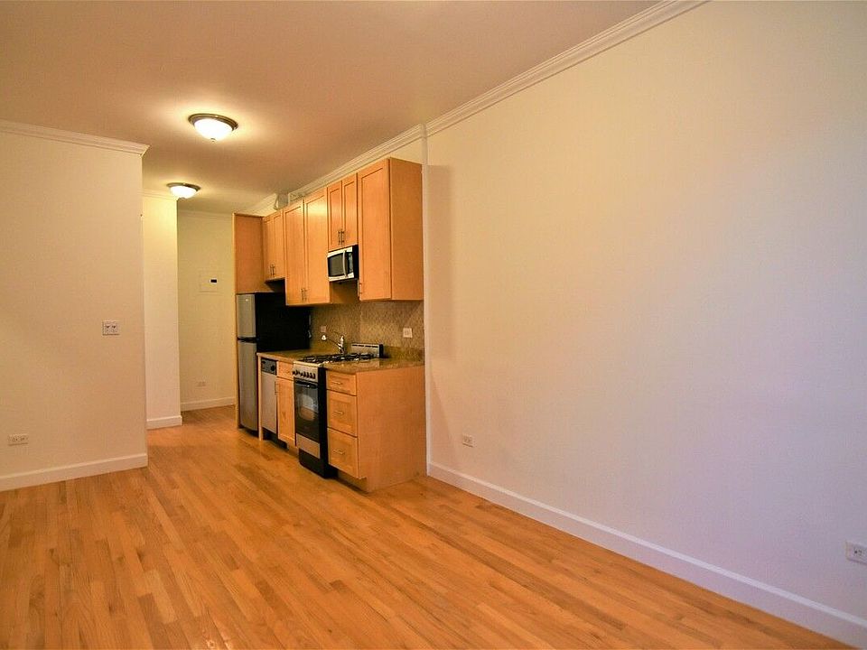 1st image of 195 Bleecker St #16