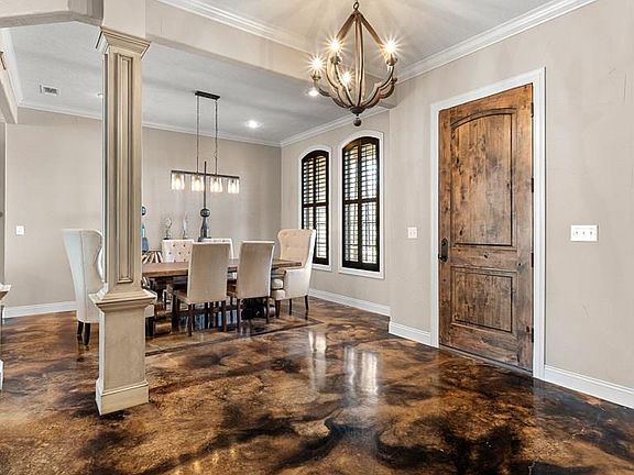 5th image of 55 Redbird Cir