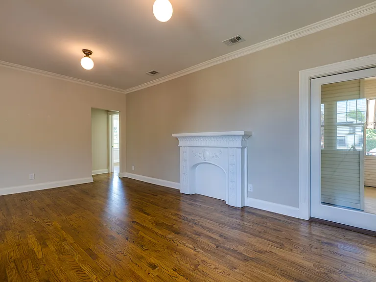 2837 Hemphill St #203 — Photo 3