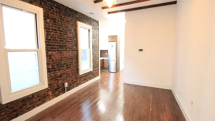 Rented by True Real Estate Group | media 5