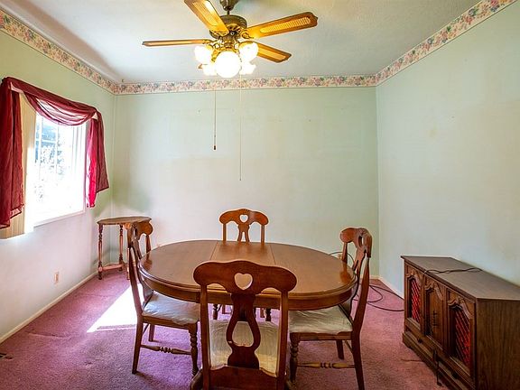 5th image of 617 E Nora Ave