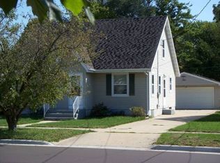 732 Cornelia St, Janesville, WI
