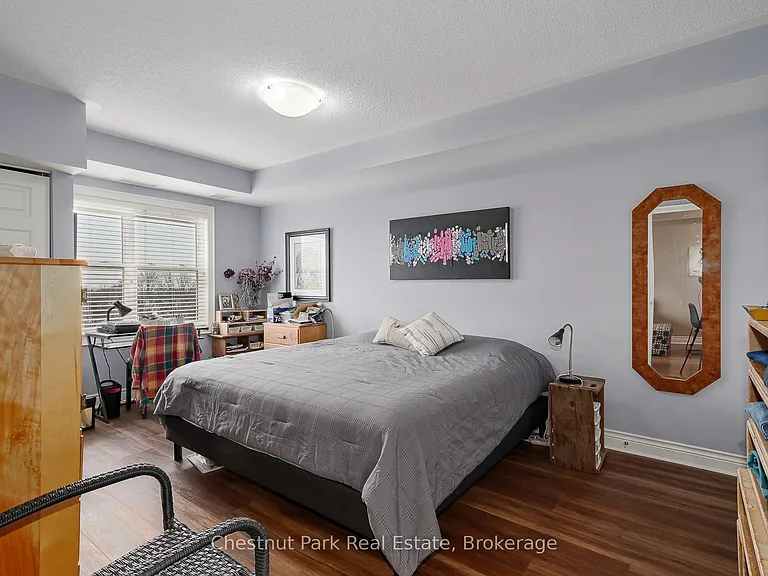 91 Raglan St #412 — Photo 16