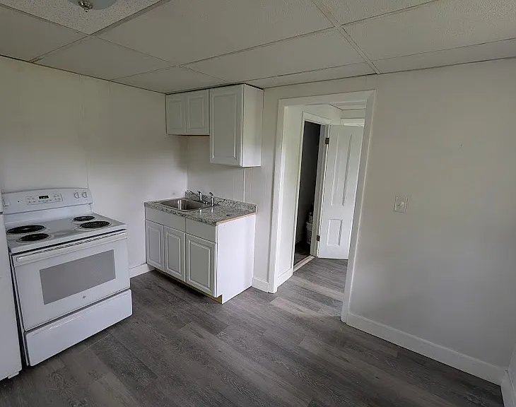 286 Walnut St #286 — Photo 4