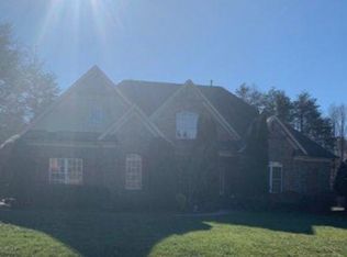 8139 Riesling Dr, Kernersville, NC 27284