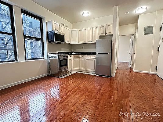 1st image of 150 W 140th St #44