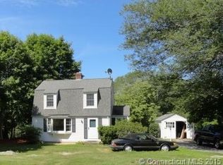 10 Gallup Ln, Waterford, CT 06385