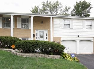 1320 Jeffery Dr, Homewood, IL 60430