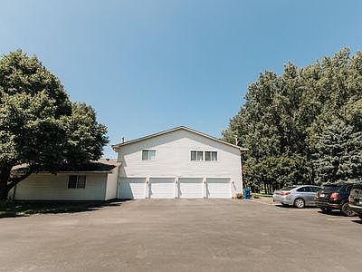 3rd image of 4192 White Bear Pkwy #1205