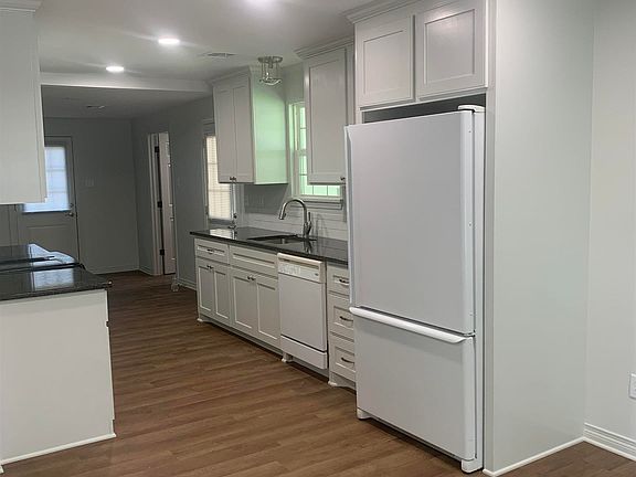 2nd image of 607 Wilmuth St